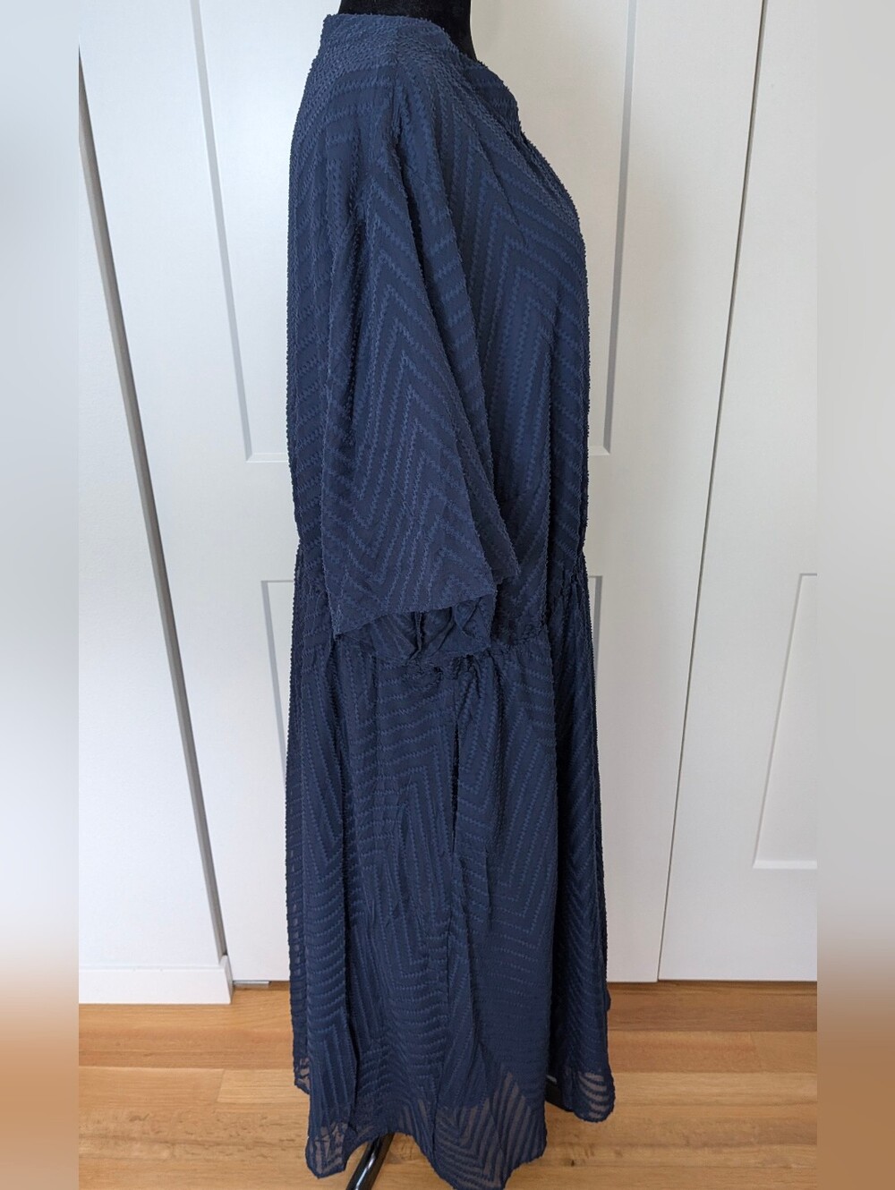 NWT Size 28/5X BloomChic Texture Tiered Ruffle Sleeve See Through Dress Blue - Picture 7 of 13